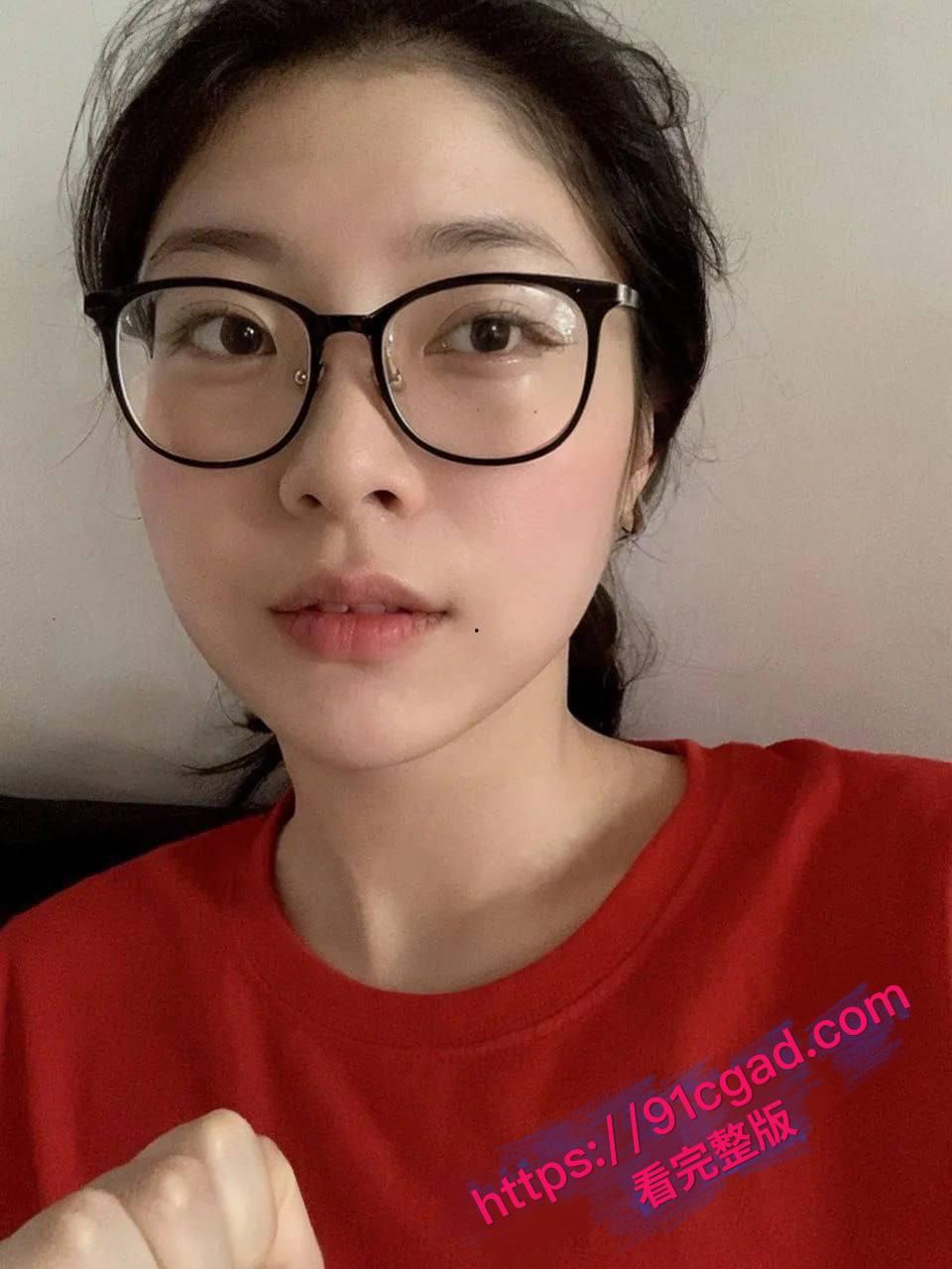 河北邯郸销售秦嘉倪被绿帽老公投稿曝光，反差感十足的人妻-1