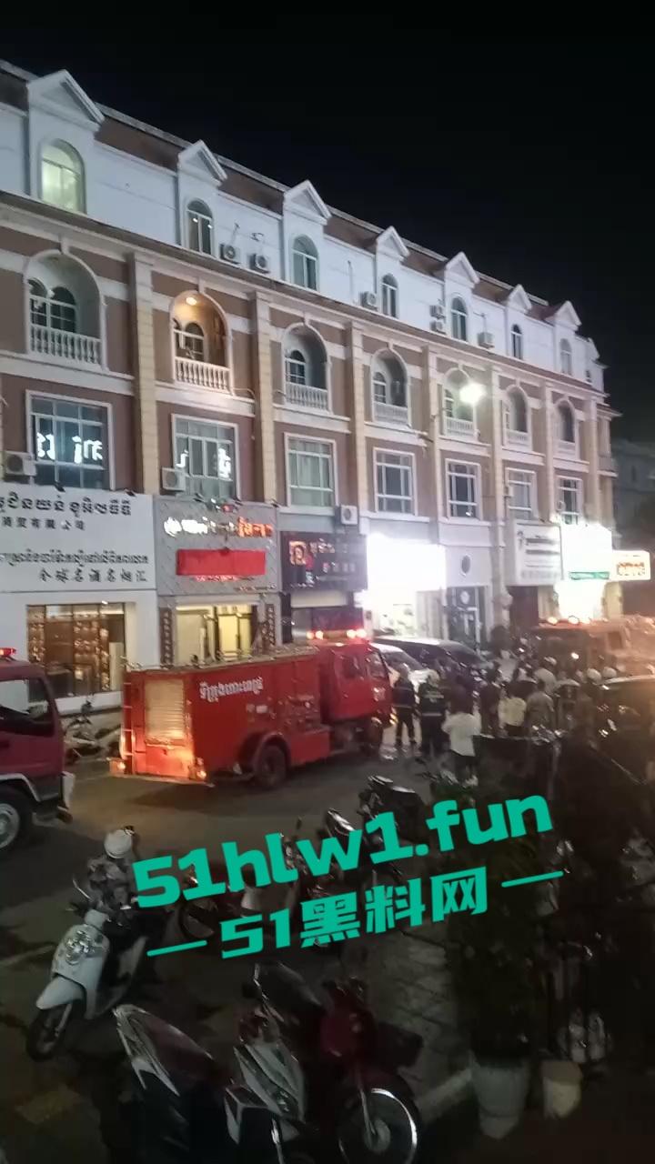 柬埔寨金边钻石岛警察抓捕嫌犯暴力又血腥 现场实拍炸裂视频流出！-6