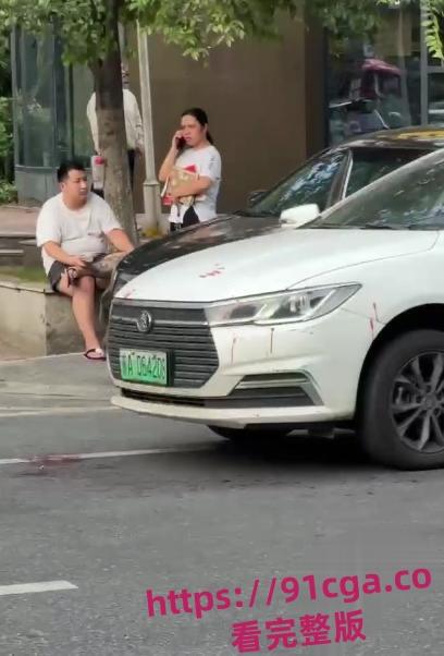 南京女子坐网约车要求司机送进小区!司机拒绝后被女子丈夫持扳手砸伤脑袋!-6