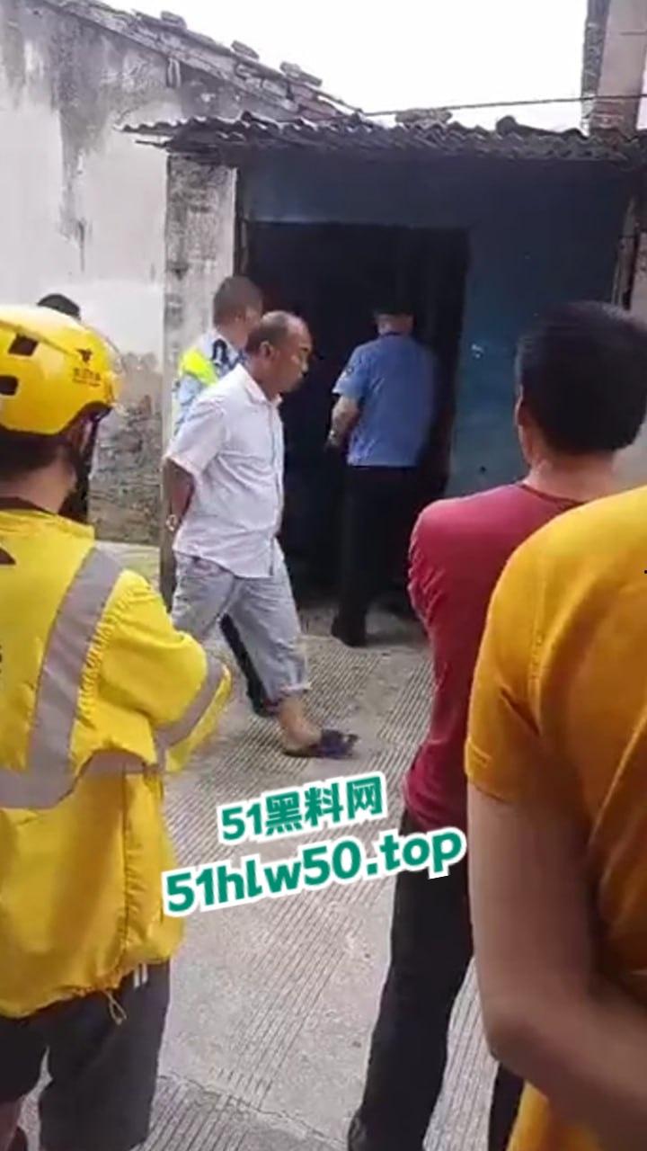 江苏吴江老头嫖娼，鸡巴太大操的太猛导致妓女颅内高潮，引发脑溢血牛结果把田地干坏了！-3