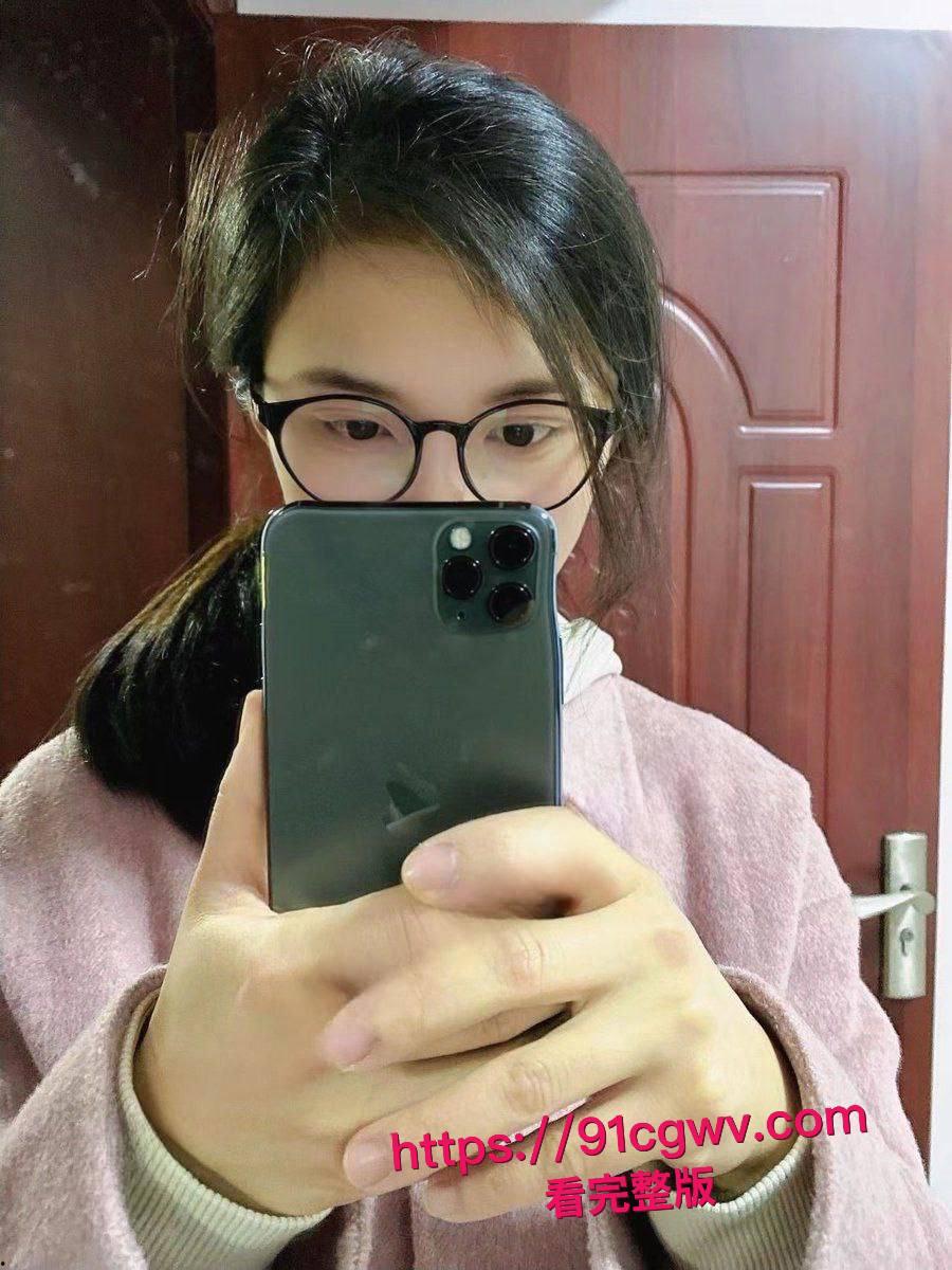 人妻猎人卷土重来！90后文艺小少妇沦陷大鸡巴陷阱，嫩逼被无套猛插浪叫连连，私拍片段泄露让人肾亏-9