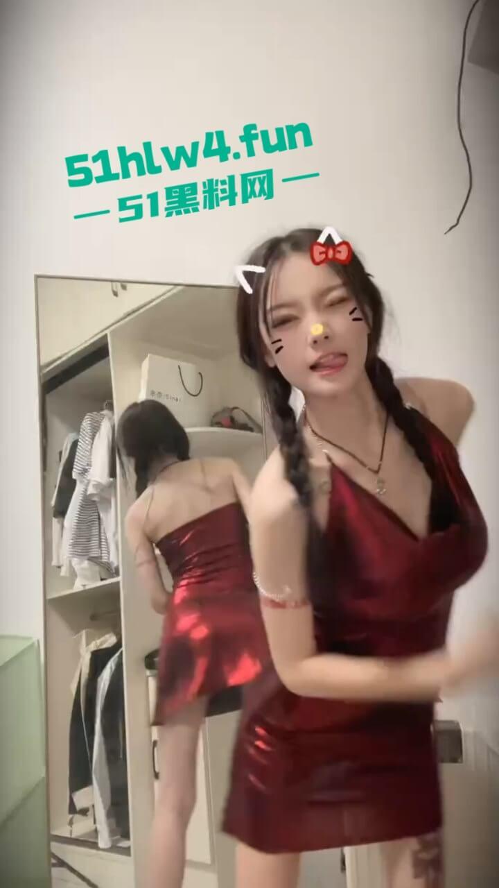 河南周口骚逼【毛亚云】颜值身材都在线的性感美女，借裸贷欠钱不还被金主曝光自慰视频。-5