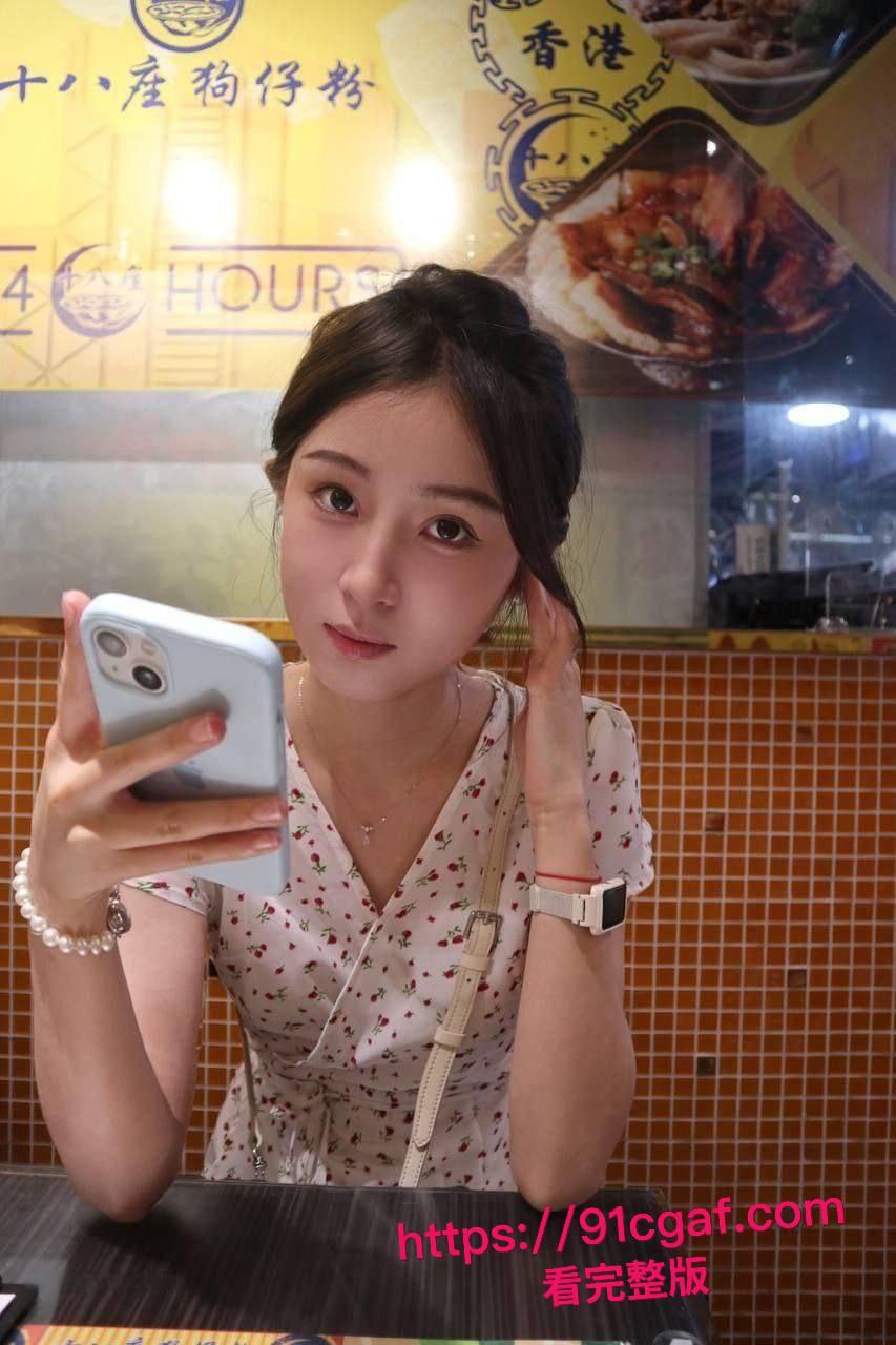 高颜值短剧演员 杨珊子 性爱视频曝光 脖子被金主吸满草莓 高潮时表情魅惑直呼太爽了!-7