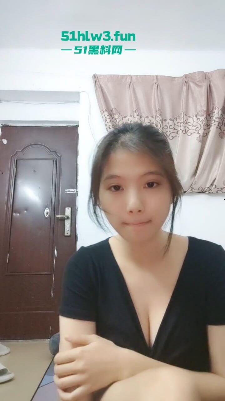 天津理工大学学生妹【王玫雨】校外租房色情直播，自慰抠穴全过程被录屏曝光！-7