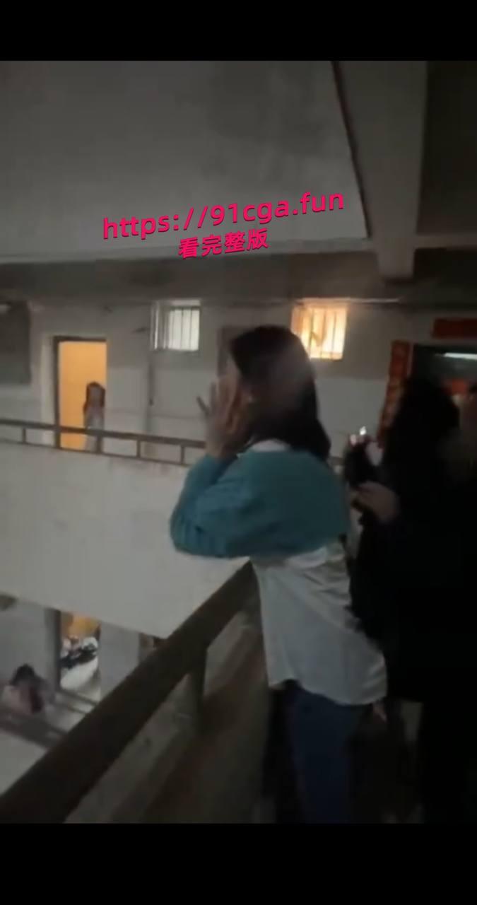 震惊！学术妲己跟导师开房本科阶段连发3篇SCI引发热议！ #湖南文理学院大事件-3