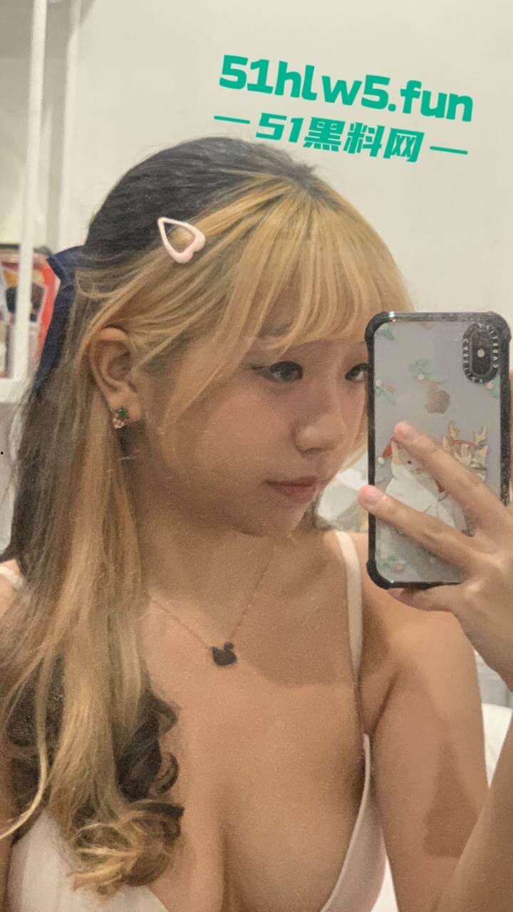 顶级身材母狗【黄乐婷】早期调教视图流出，绝美颜值性感尤物，婚后被金主曝光。-5