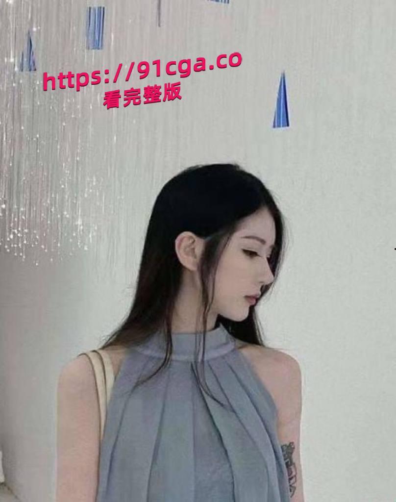 上海浦东极品名媛外围张佳怡，下海卖逼毫无底线，在当地的外围圈可谓是无人不知无人不晓-3