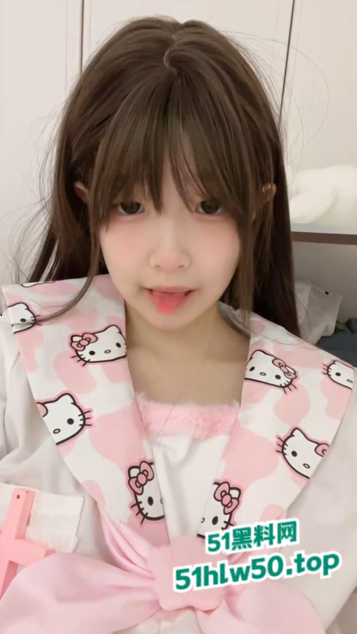 露脸福利姬【呓小涵】门槛福利极品萌妹，清纯可爱小穴饱满粉嫩，自慰福利视频流出！-5