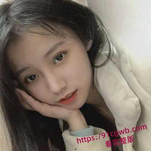 长相神似女明星鞠婧祎的反差淫娃，被男友大力抽插到高潮，直接喷水加颤抖，带劲了-1