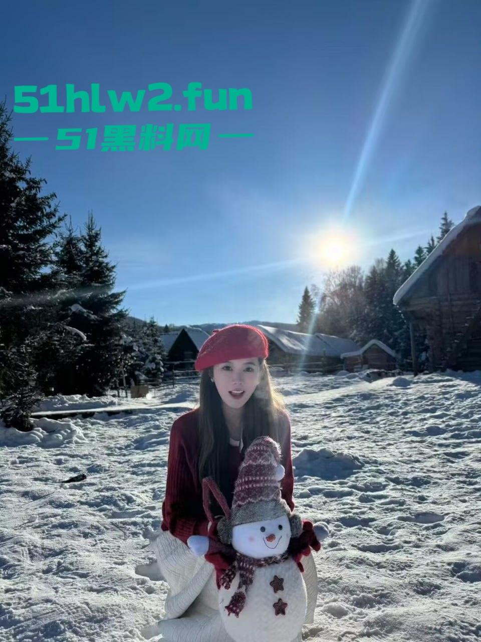 抖音【杨思睿】仙女皮全掉光2000块卖骚定制片疯传，这货原来是专供金主的私家母狗？-5