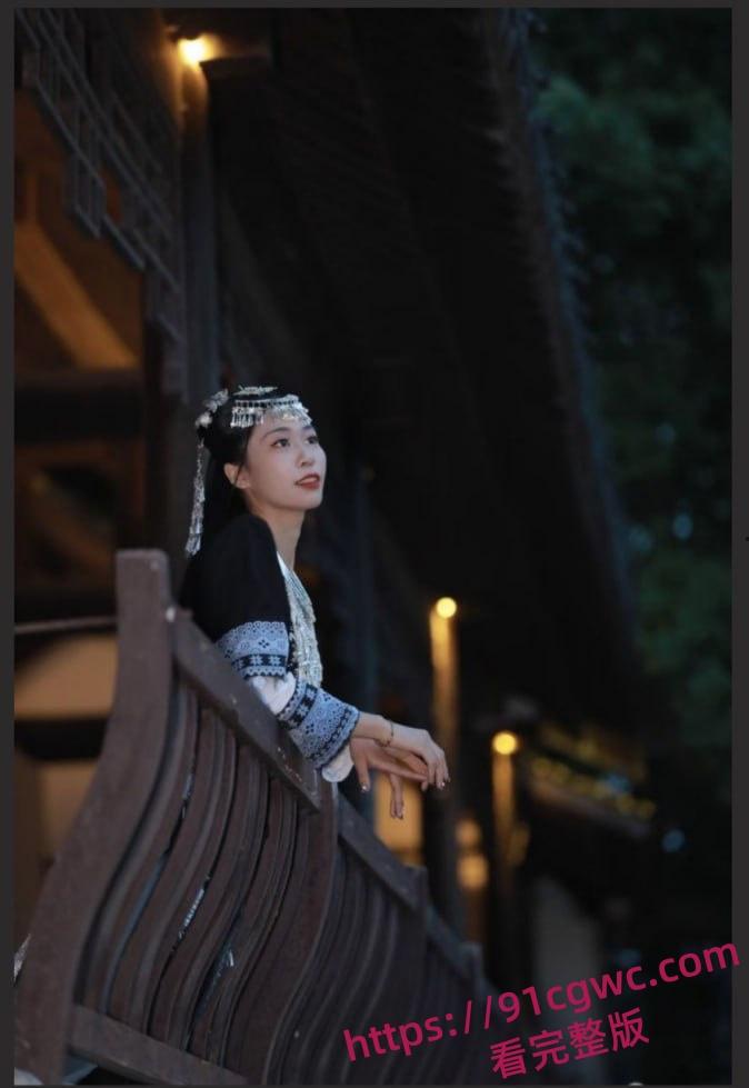 浙江杭州气质女大学生陈绍熙 遭前男友泄密不雅视频 颜值极高随着欲望也极强！-7