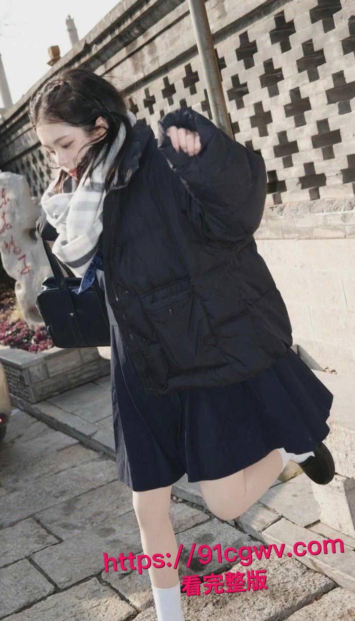 长青大学软萌校花唐梦瑶私密调教片流出！图书馆乖乖女跪舔黄毛大鸡巴后入猛干骚逼射满翘屁股精华-15