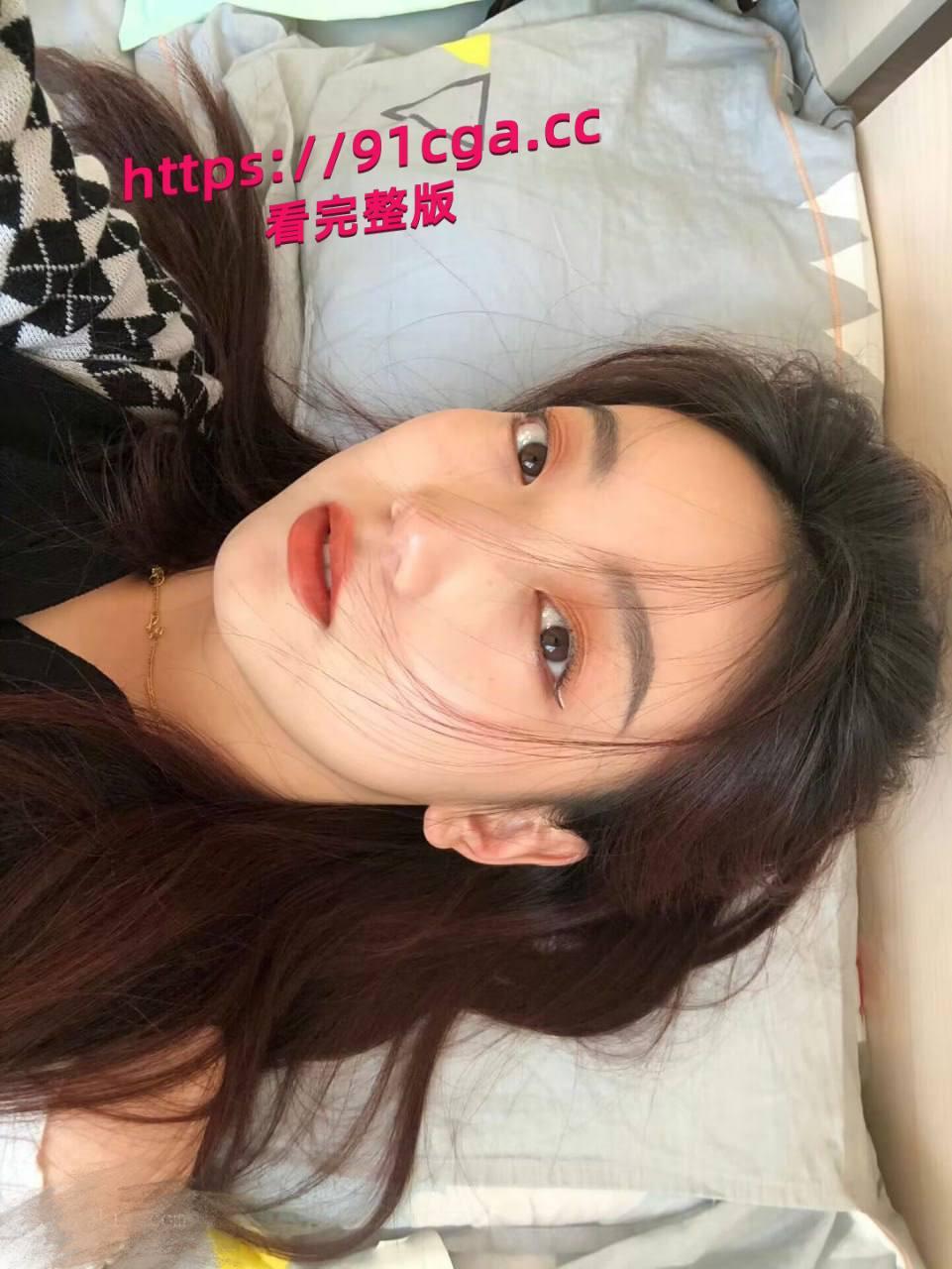 黄发漂亮反差婊肖利琴背着男朋友出去约炮被录制视频威胁，-4