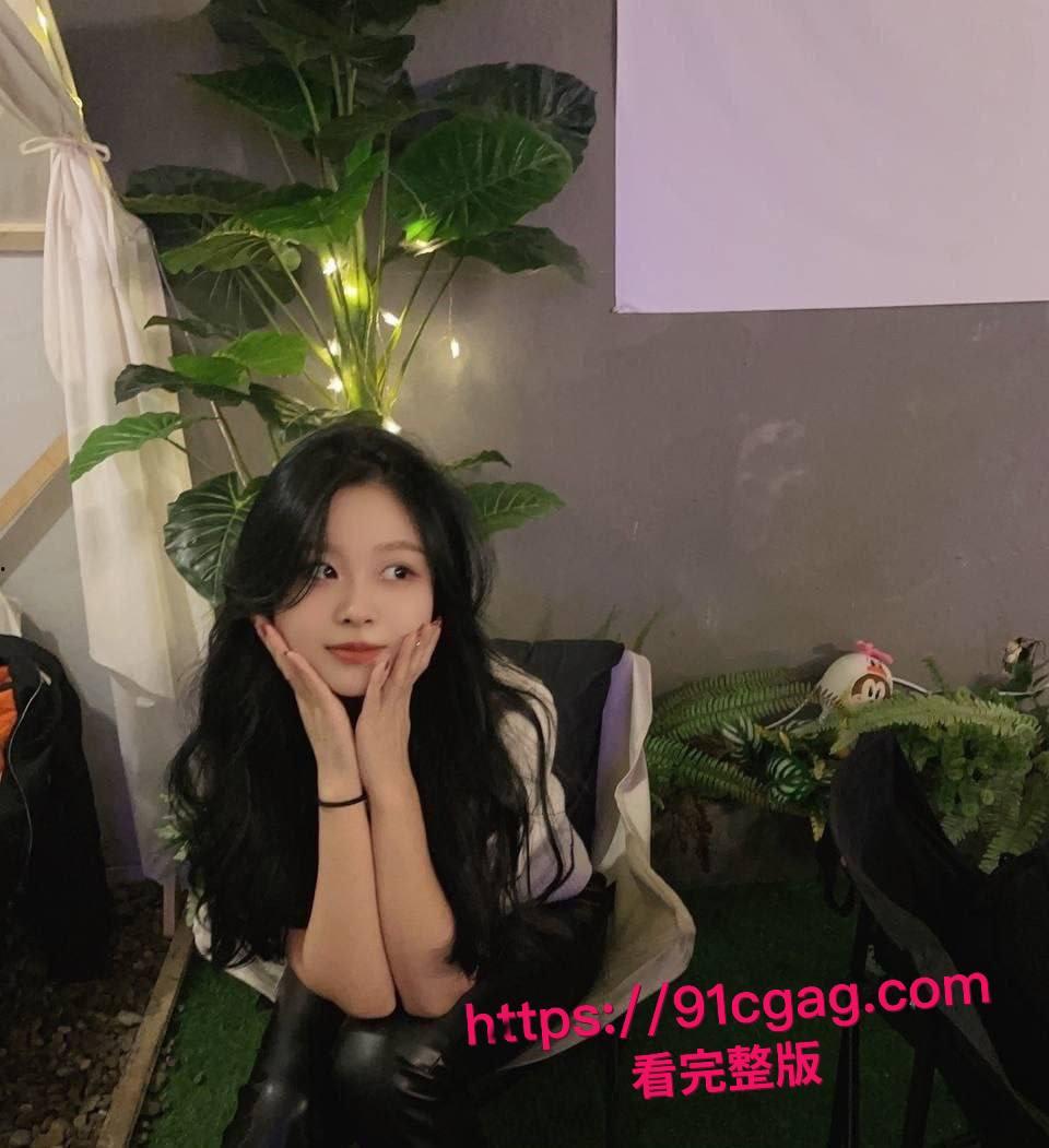 山西大学王颖颖与男友酒店缠绵 配合拍下艳照和视频 现在的大学生是真的会玩！-4