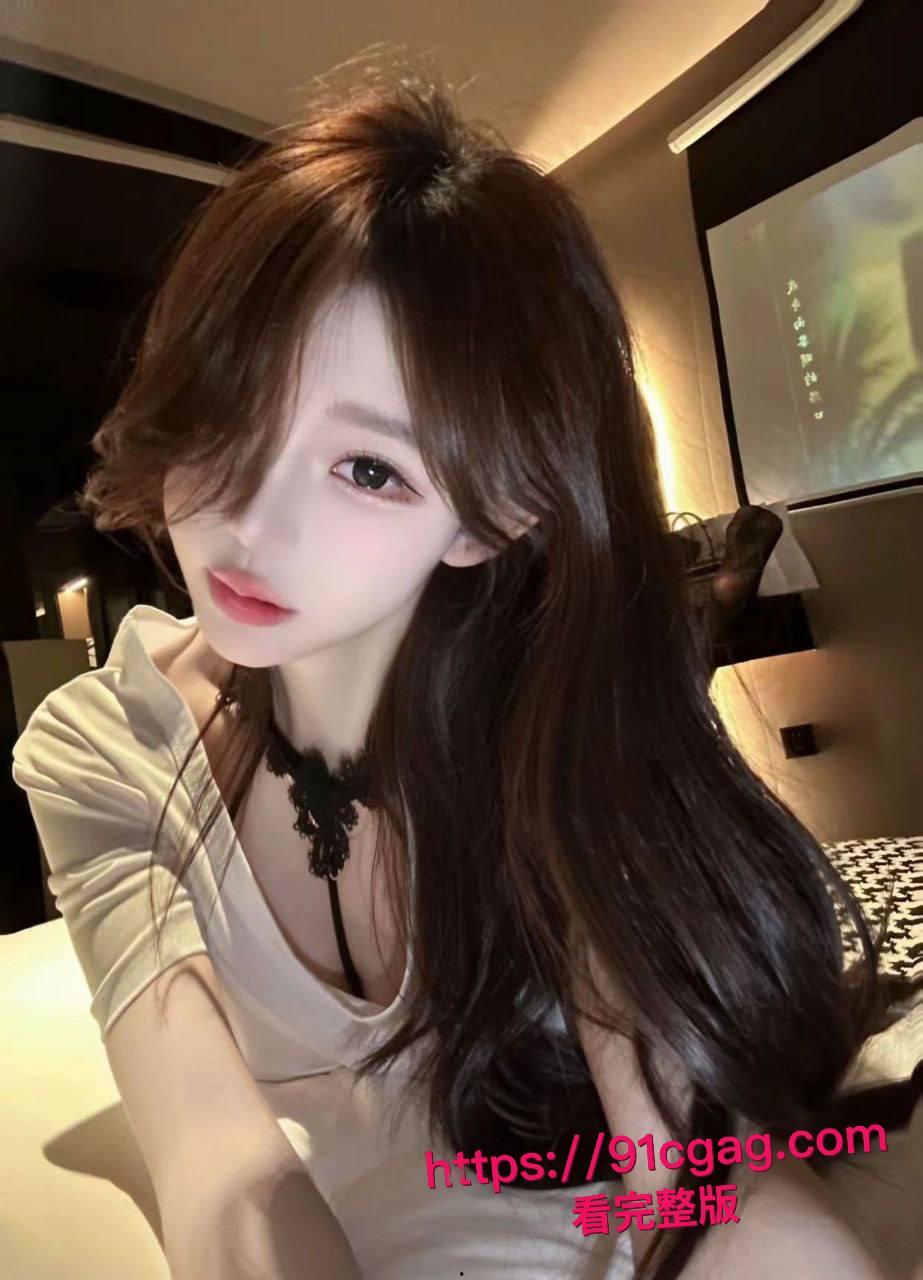 萝莉系母狗变土豪专属性玩具，白天户外露奶射箭，晚上翘臀挨操菊花都不放过！-8