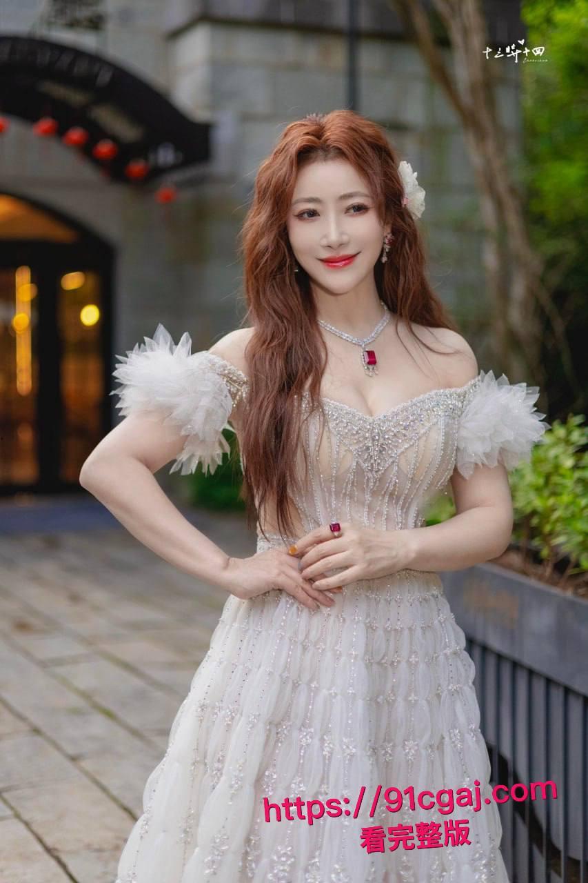 曾经TVB当红男星 陈浩民与 陈紫函不雅视频曝光，娱乐圈再掀惊涛骇浪！-6