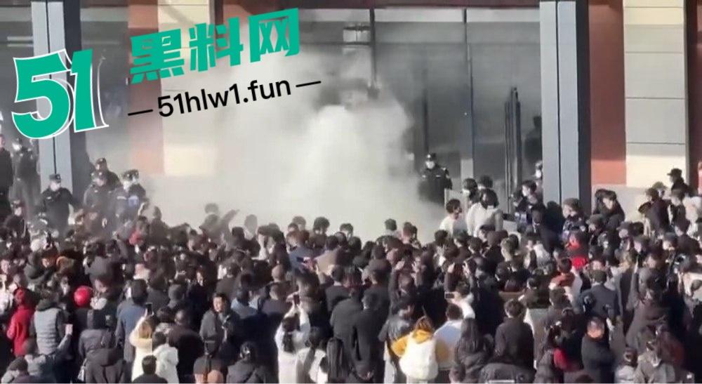 蒲城职校坠亡男生事件发酵，知情人爆料重重疑点，官方表态排除刑案，网友却不买账！-10