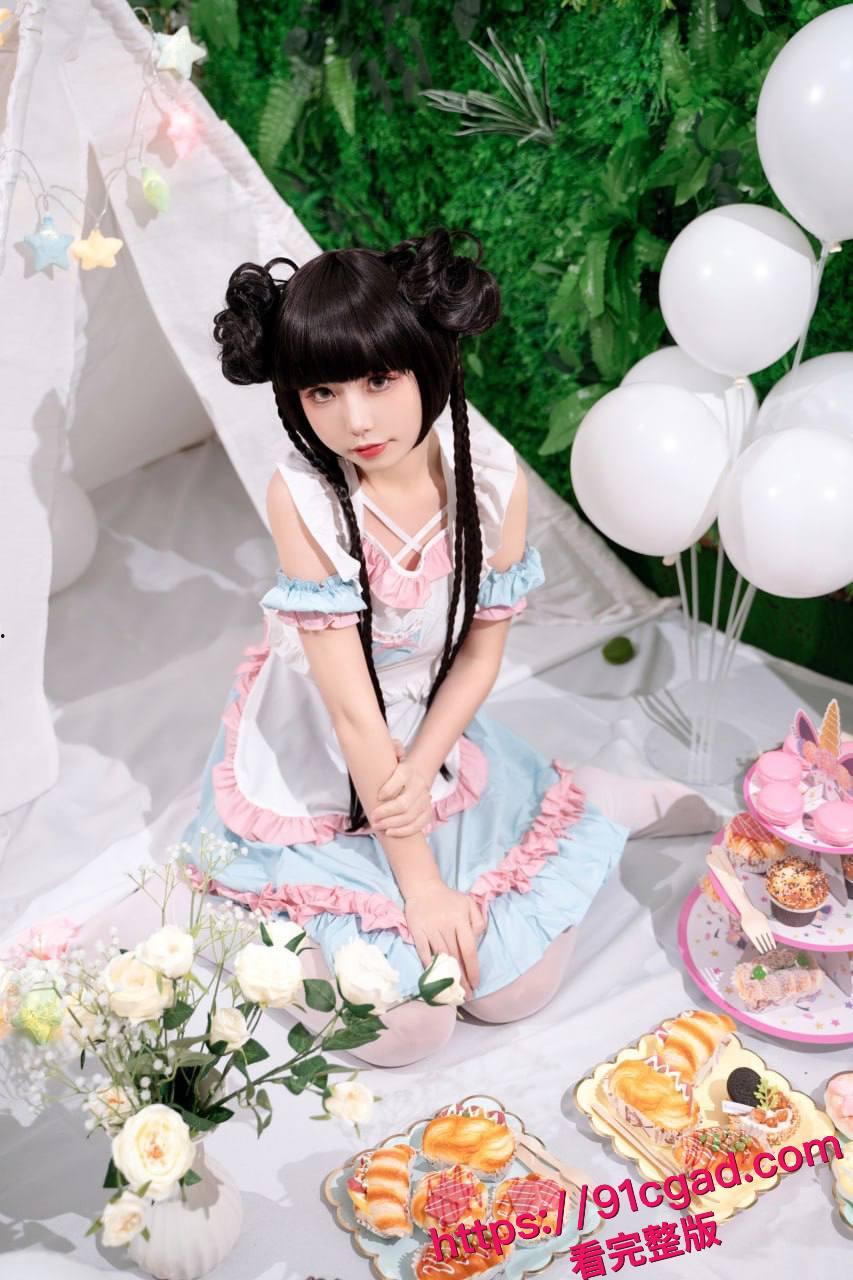 爆机少女喵小吉化身清纯野餐少女-1