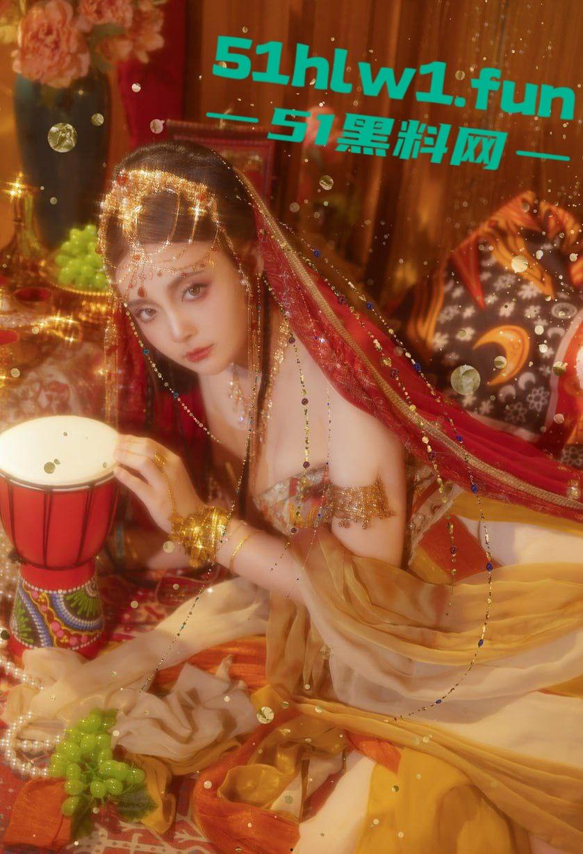 童颜巨乳女神buckycloud，最新抖音风裸舞，OnlyFans订阅福利，可爱颜值极品身材，丰乳肥臀极致诱人！-4