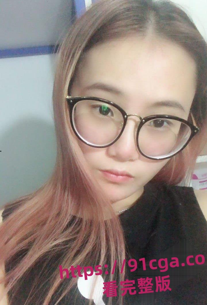 湖北襄阳96年漂亮少妇『潘颖聪』裸贷到期未还款！金主曝光劲爆自慰视频！-1