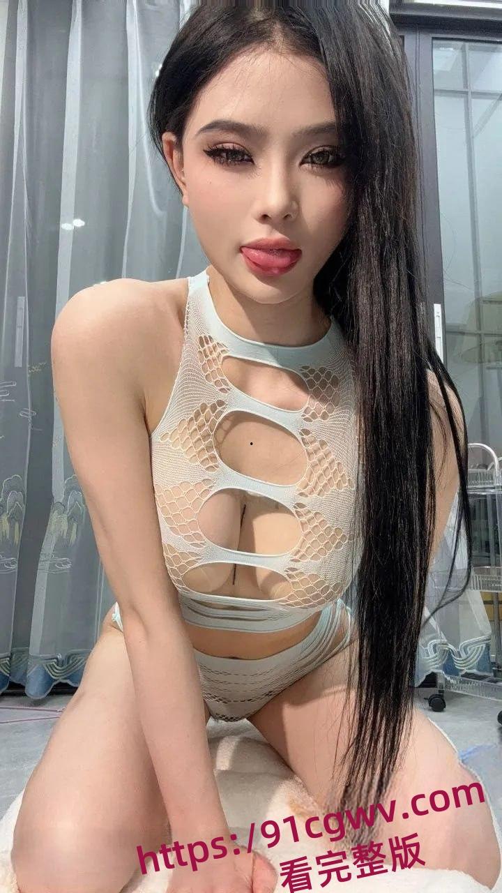 抖音极品高颜值长腿肥臀反差婊女友兰兰小可爱 蜜桃臀丝足诱惑超级骚！-3