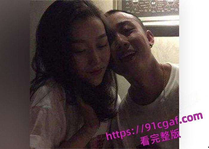 曝光gai约炮女粉丝，在与女粉的互动中，经常发生超亲密的举动-4