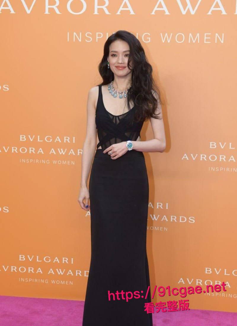 港星顶流舒淇与李丽珍 经典三级片重温 三点全露磨豆腐 乳头互相摩擦到硬得发亮 画面香艳无比！-4