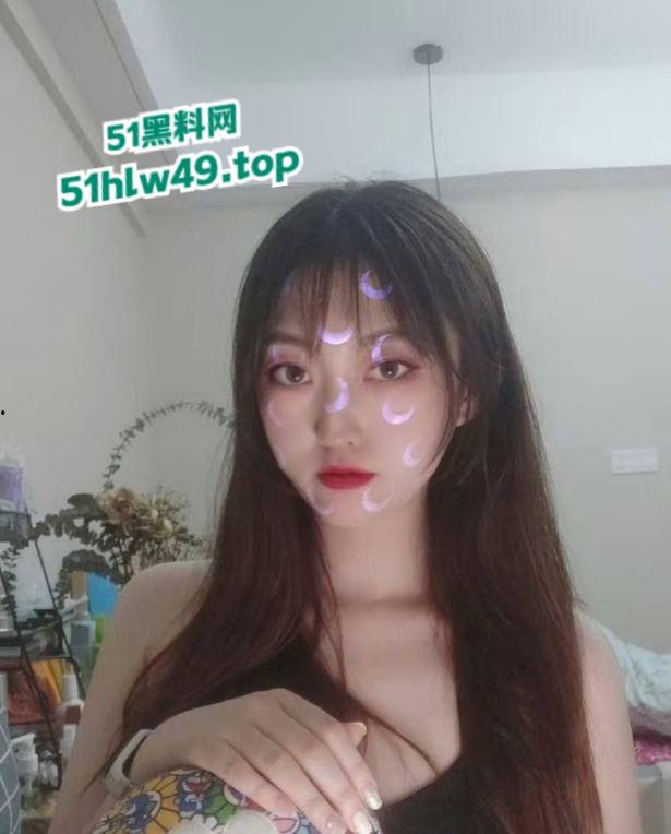 富豪瓜友投稿，杭州附近人撩骚的主播性感骚逼【刘美君】奶大腿长三点粉嫩太诱人了！-3