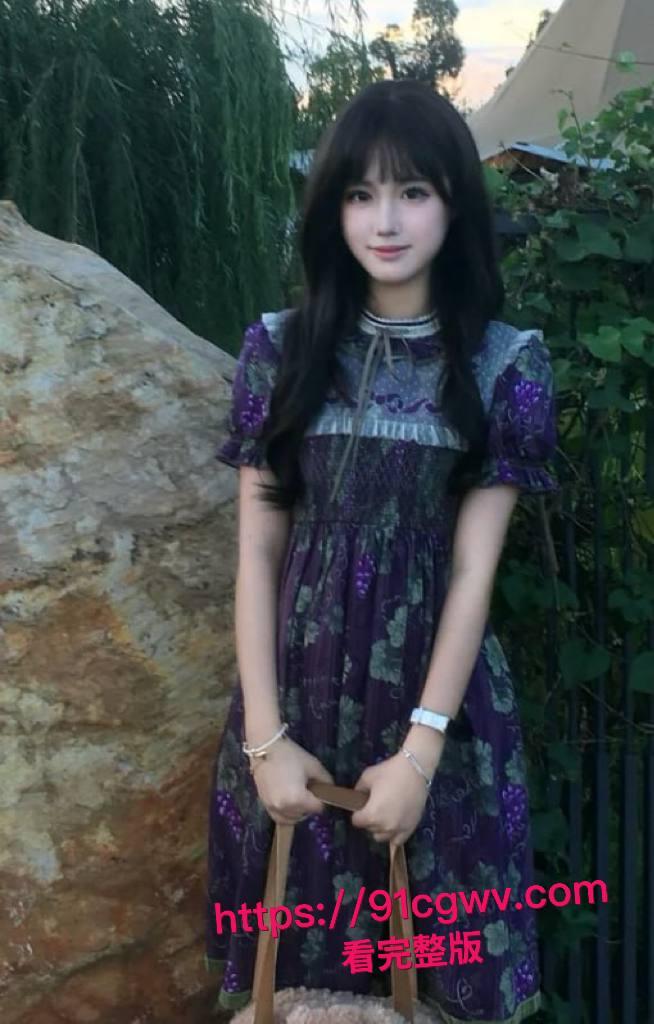 郑州大专清纯短发萝莉李秋玥超级反差!人畜无害小脸蛋,背地里舔鸡巴痴迷,伺候狗男人真有一嘴!-8