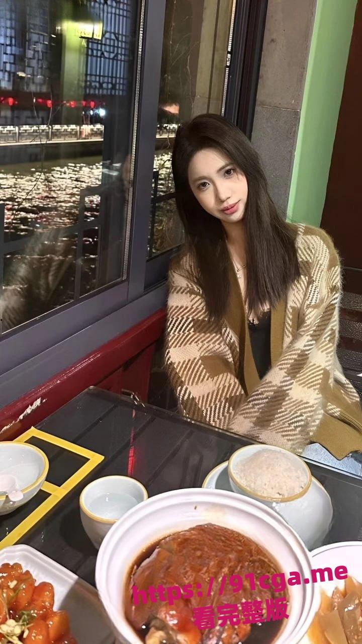 高颜值极品名媛：高冷女神私下变性奴，富豪随意内射小穴被灌满-2