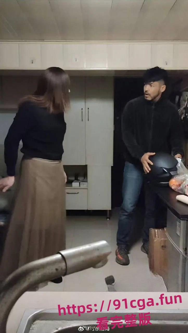 炸裂全网的伪娘阿红事件！三年共约炮千位直男并拍摄视频曝光#伪娘#卖屁股#做鸡-6