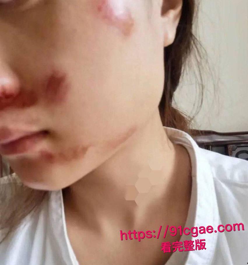 杭州小网红橙子姐姐遇顶级电炸高手龙哥 甘愿千里送逼 竟失陷于柬埔寨园区 被各种凌辱强奸做爱视频独家曝光！-19